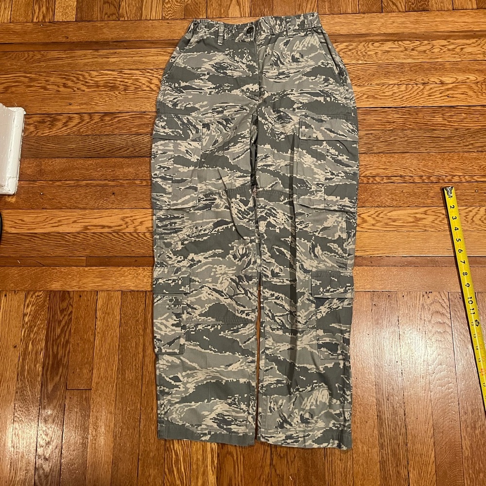 Vintage digital‎ camo pants